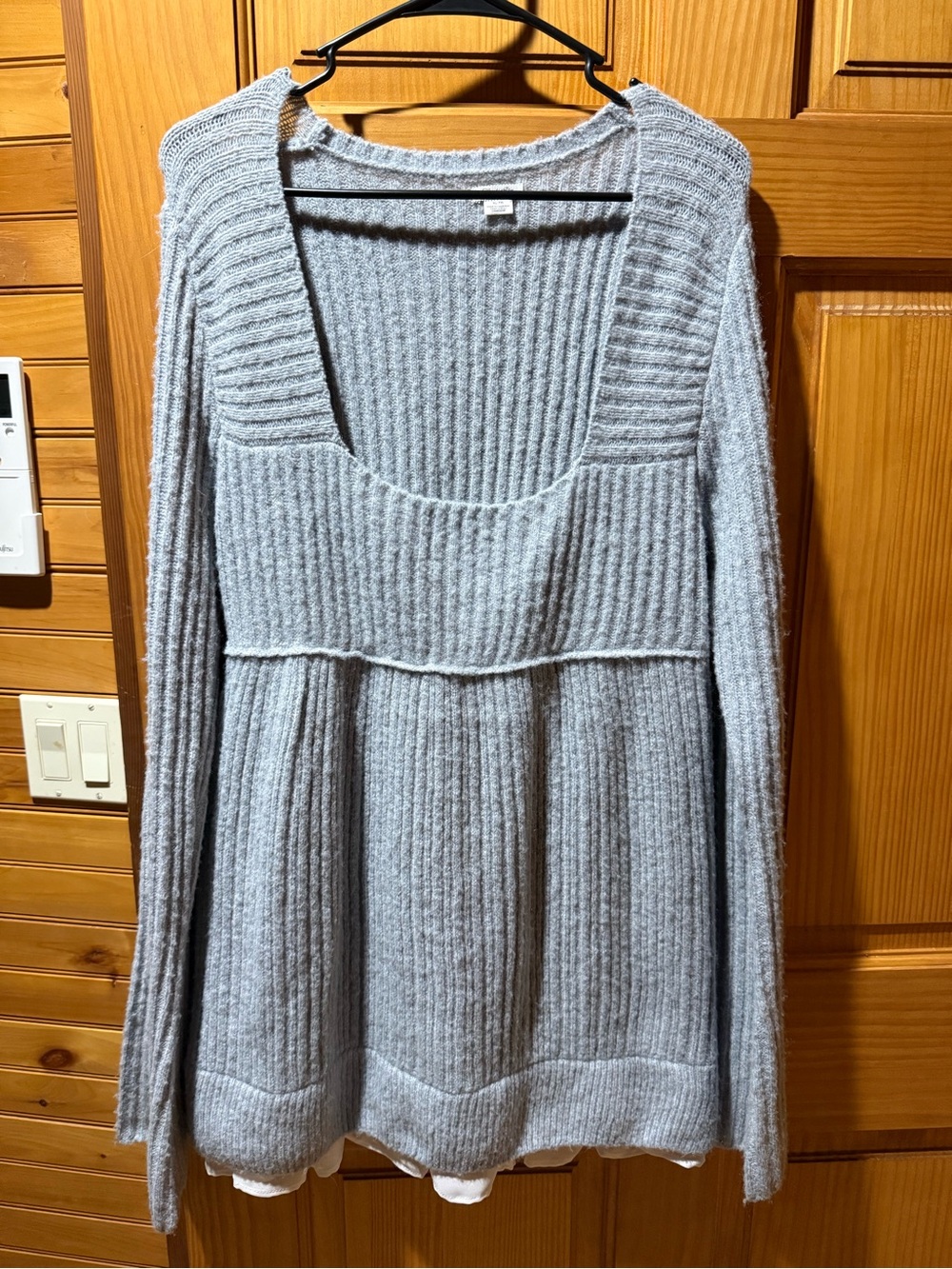 Kimchi Blue Light Gray Ribbed Scoop Neck Sweater